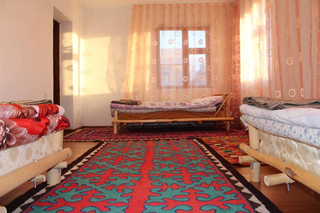 Guest House Guljan Bokonbayevo Dış mekan fotoğraf